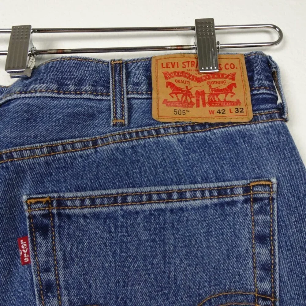 Levi's 505 Straight Leg Jeans Men's Size 42x32 Blue Denim Cotton